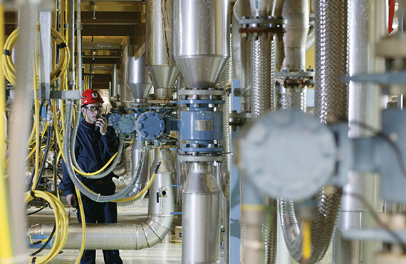 It is critical to choose equipment that can handle the abrasive and erosive nature of oil sands and mining slurry flow. 